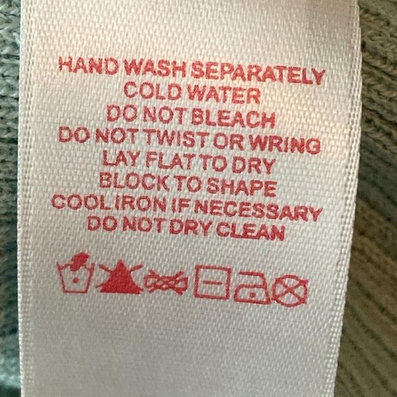 Tape measure Short Sleeve Belted Top - Picture 5 of 8